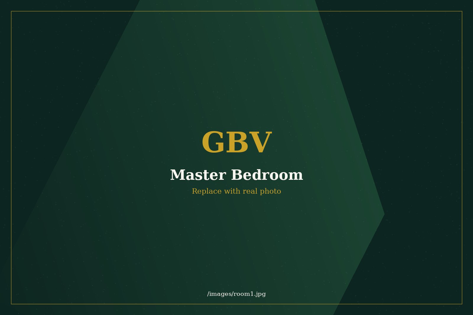 Master bedroom with garden view at Grace Backwater Villa